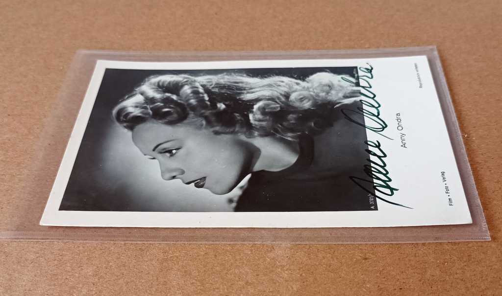 Anny Ondra autogram herečky na pohlednici, 1938