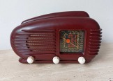 Starožitné rádio Tesla Talisman 308U, červené